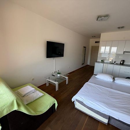 Lux Apartment Vidovic ラファイロヴィチ エクステリア 写真