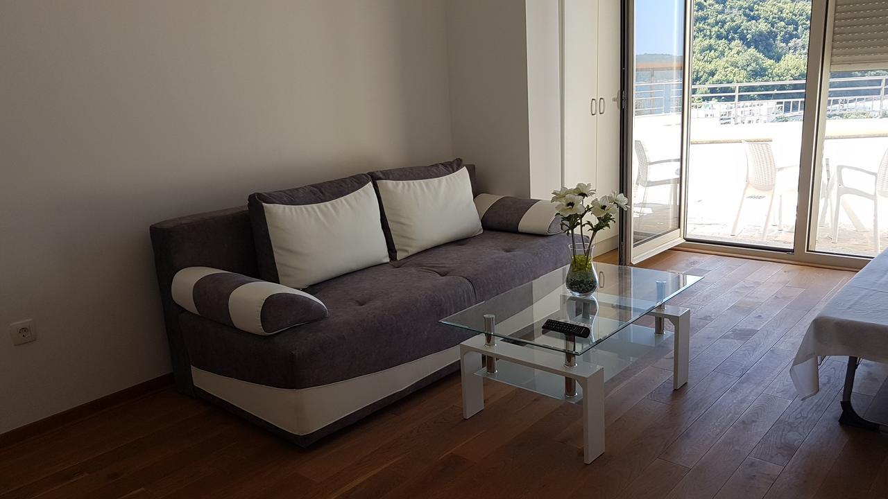 Lux Apartment Vidovic ラファイロヴィチ エクステリア 写真