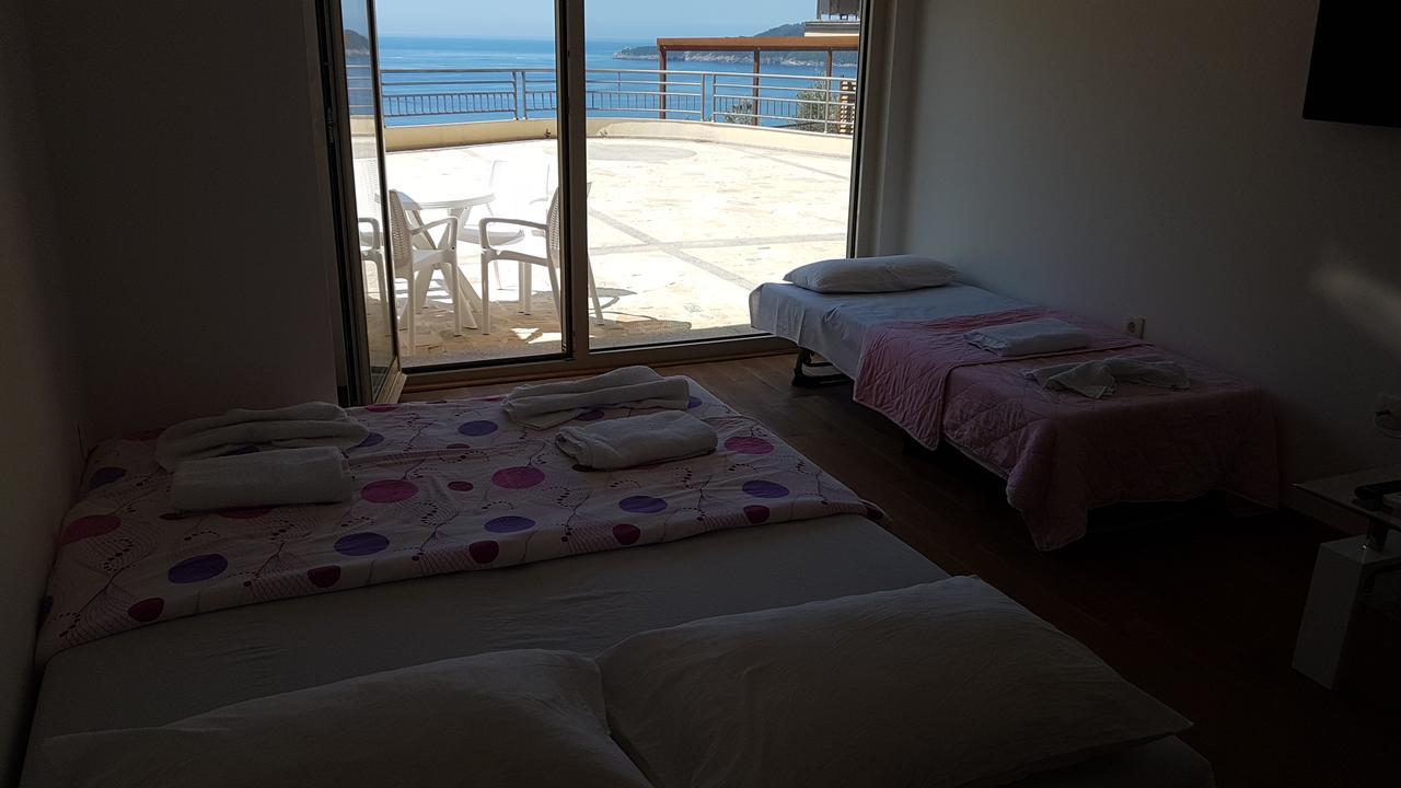 Lux Apartment Vidovic ラファイロヴィチ エクステリア 写真