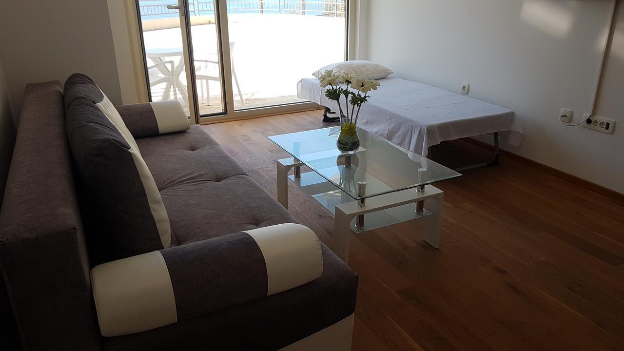 Lux Apartment Vidovic ラファイロヴィチ エクステリア 写真