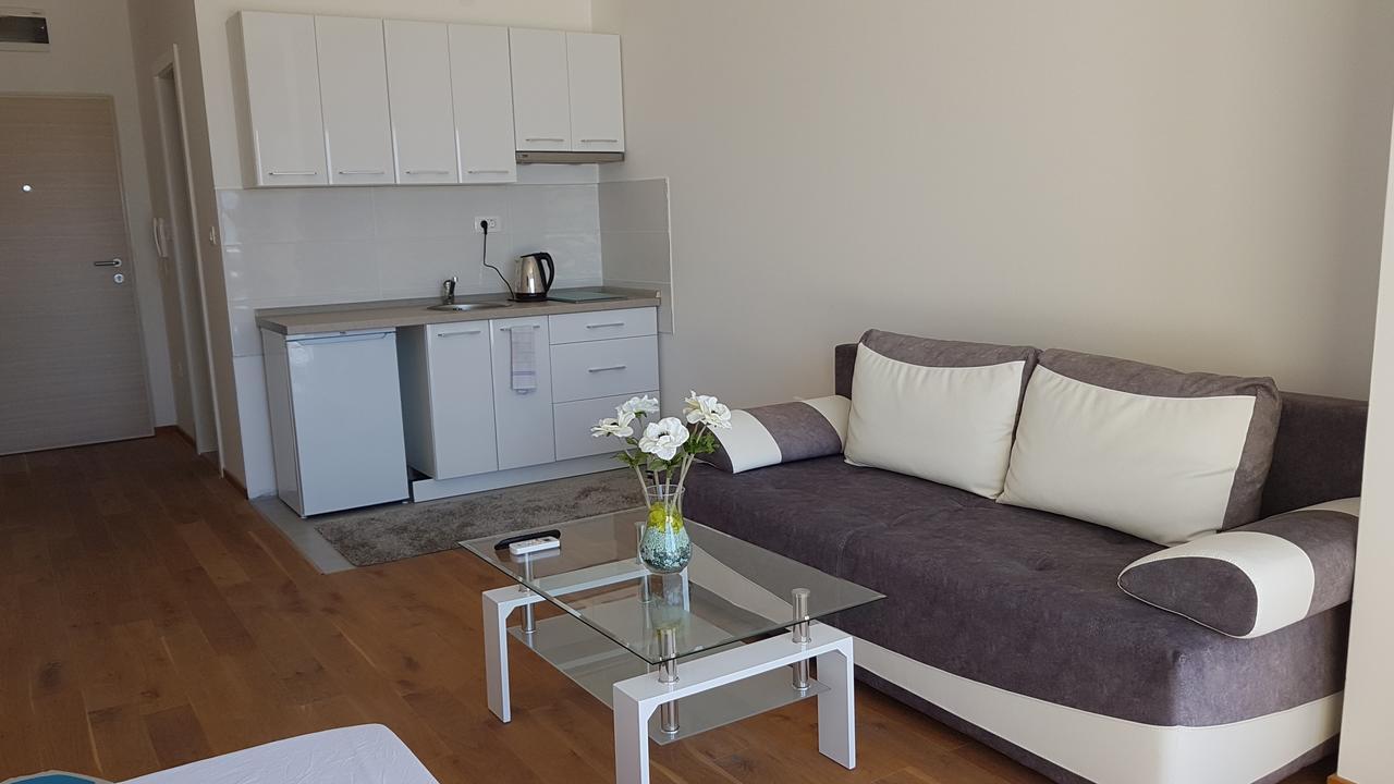 Lux Apartment Vidovic ラファイロヴィチ エクステリア 写真